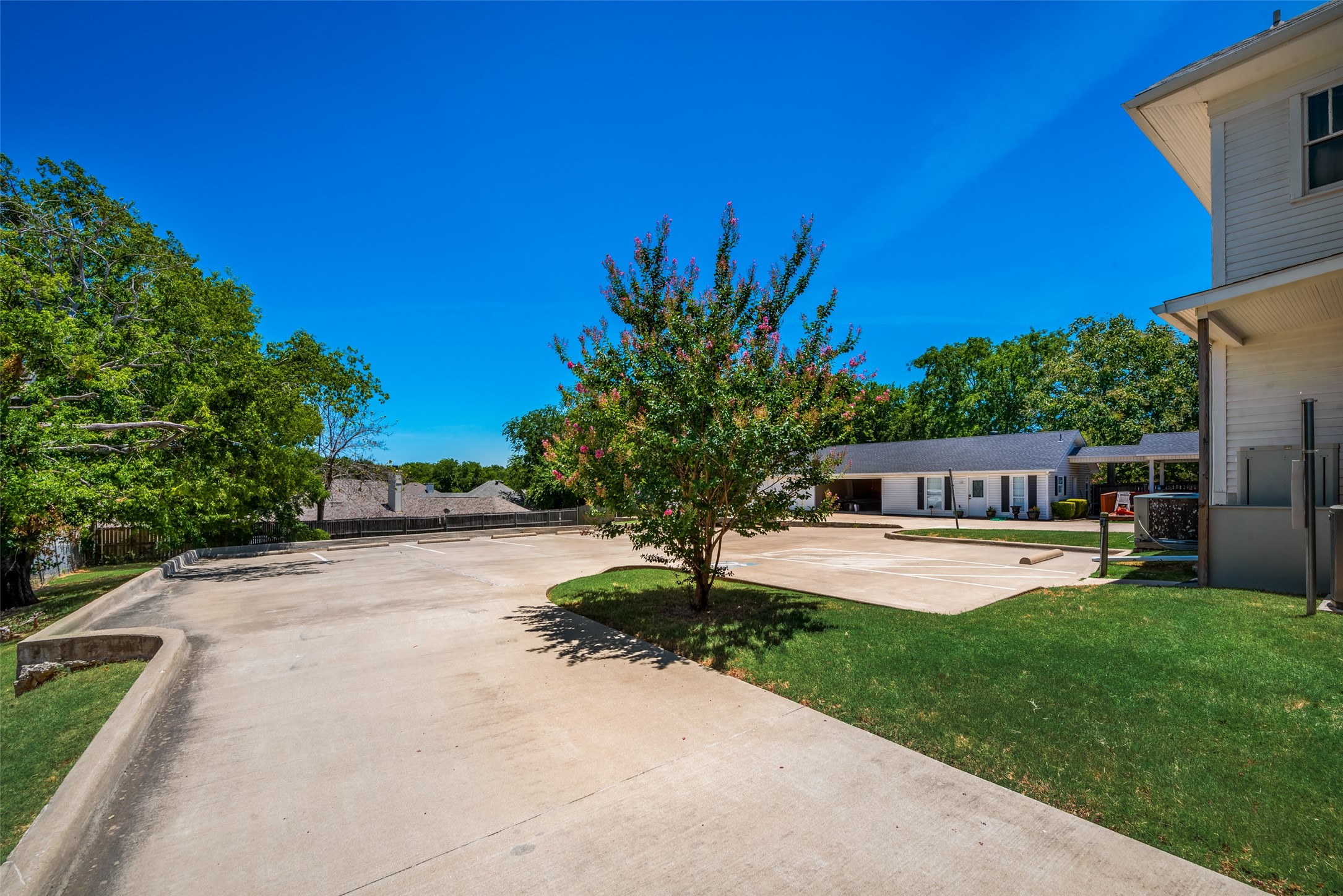 908 N Goliad Street Rockwall TX 75087