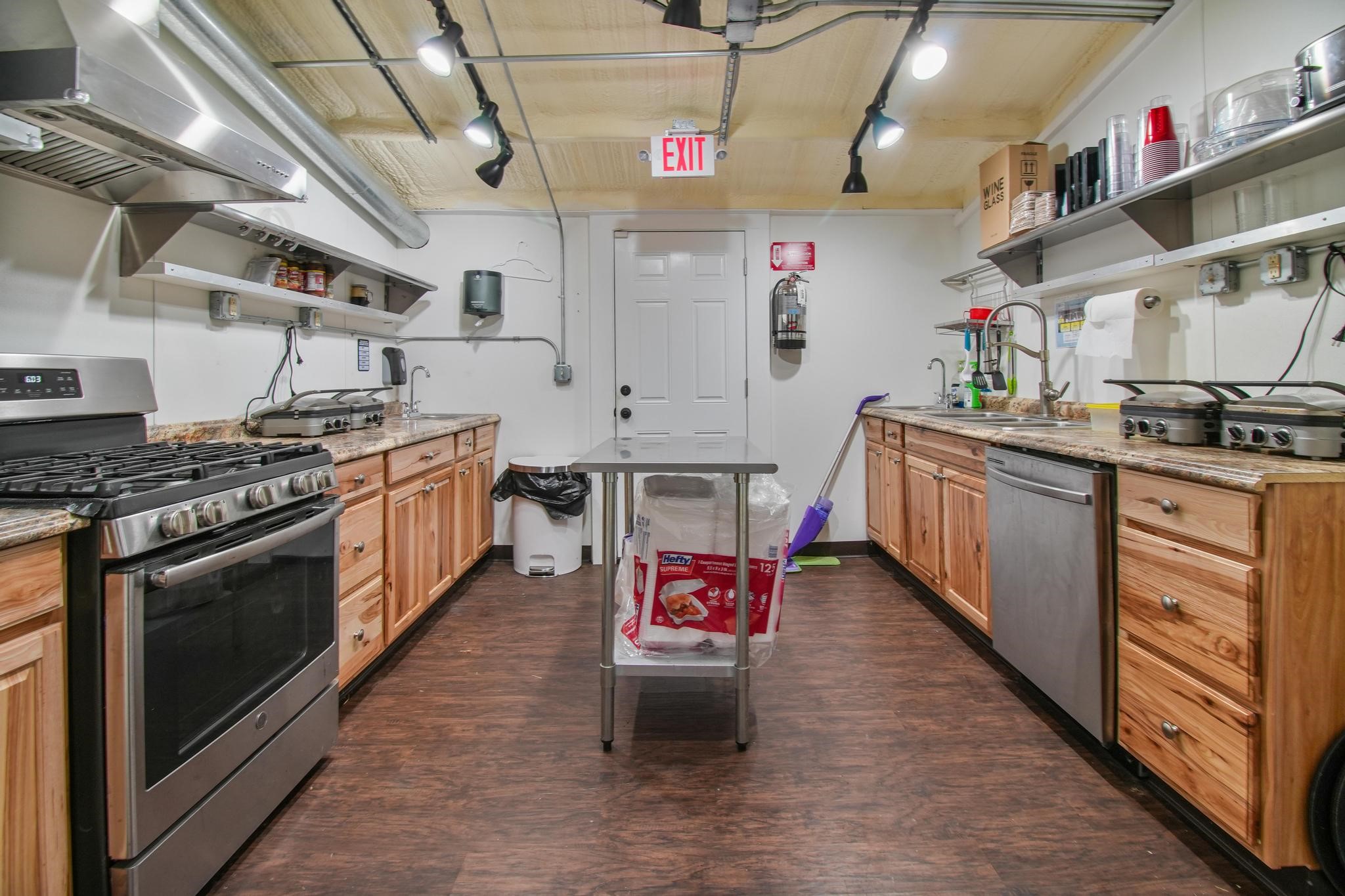11074 W 64 (Store/Restaurant) Highway Overton TX 75684