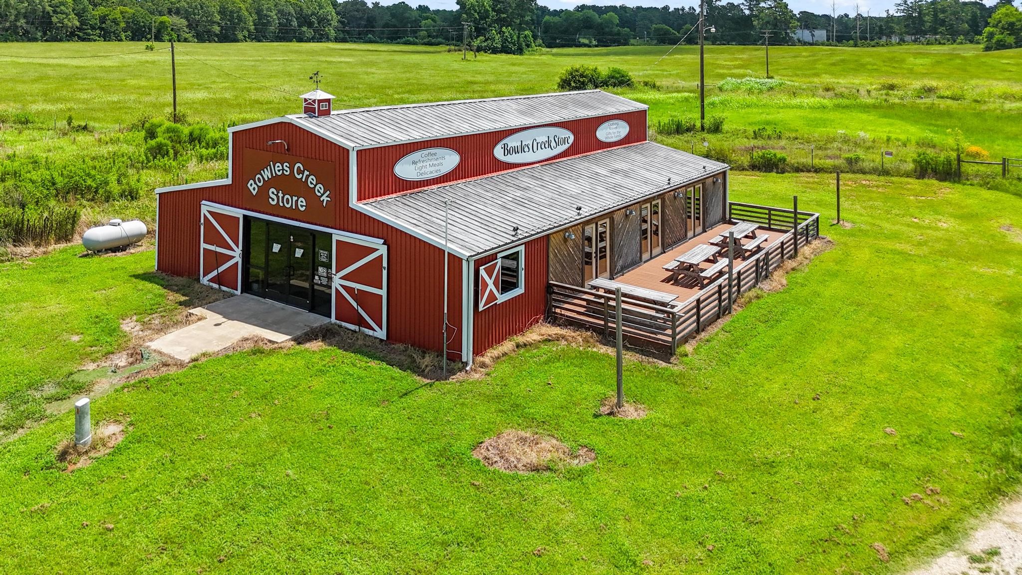 11074 W 64 (Store/Restaurant) Highway Overton TX 75684