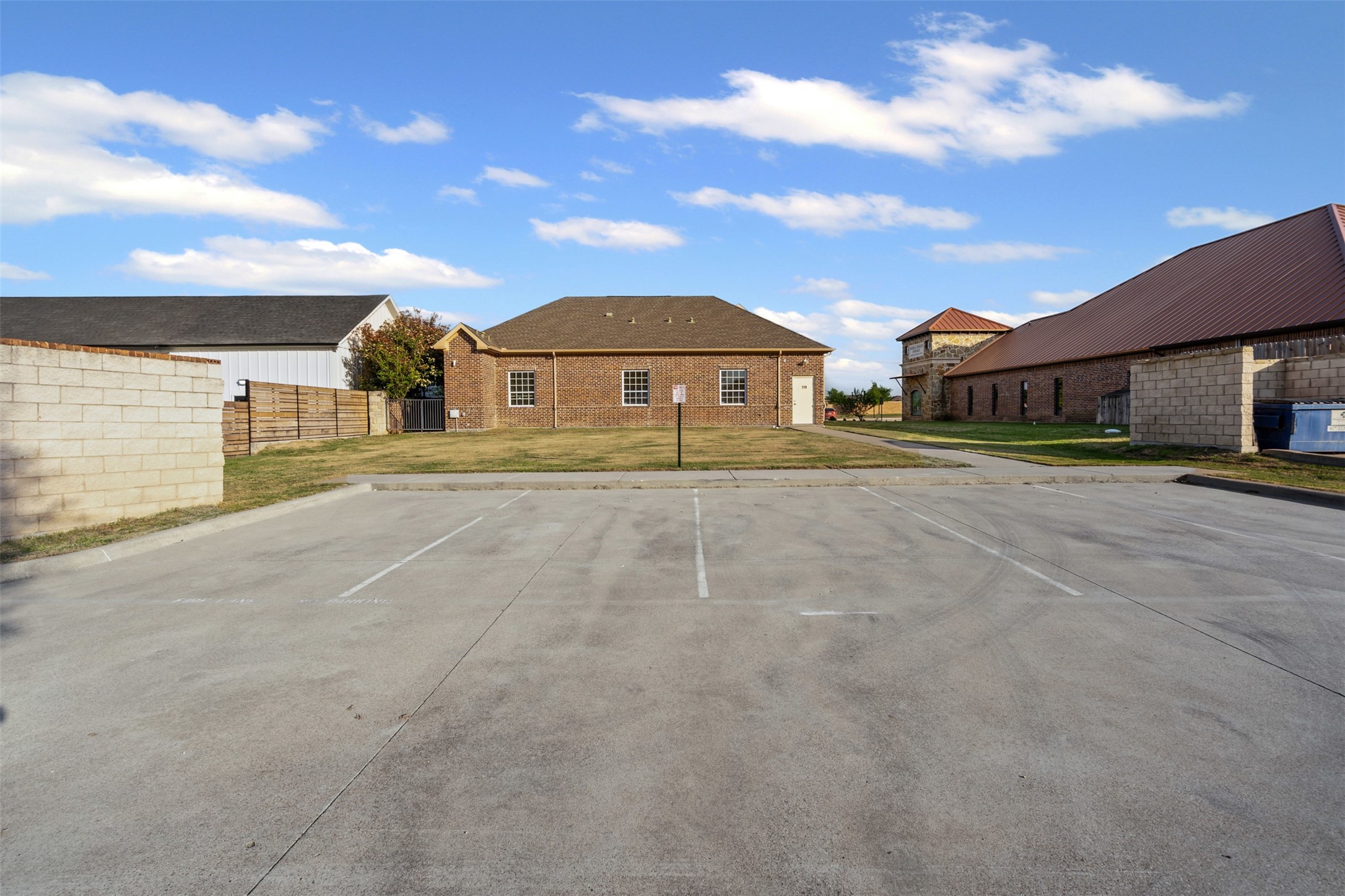 779 E Fm 1187 Crowley TX 76036