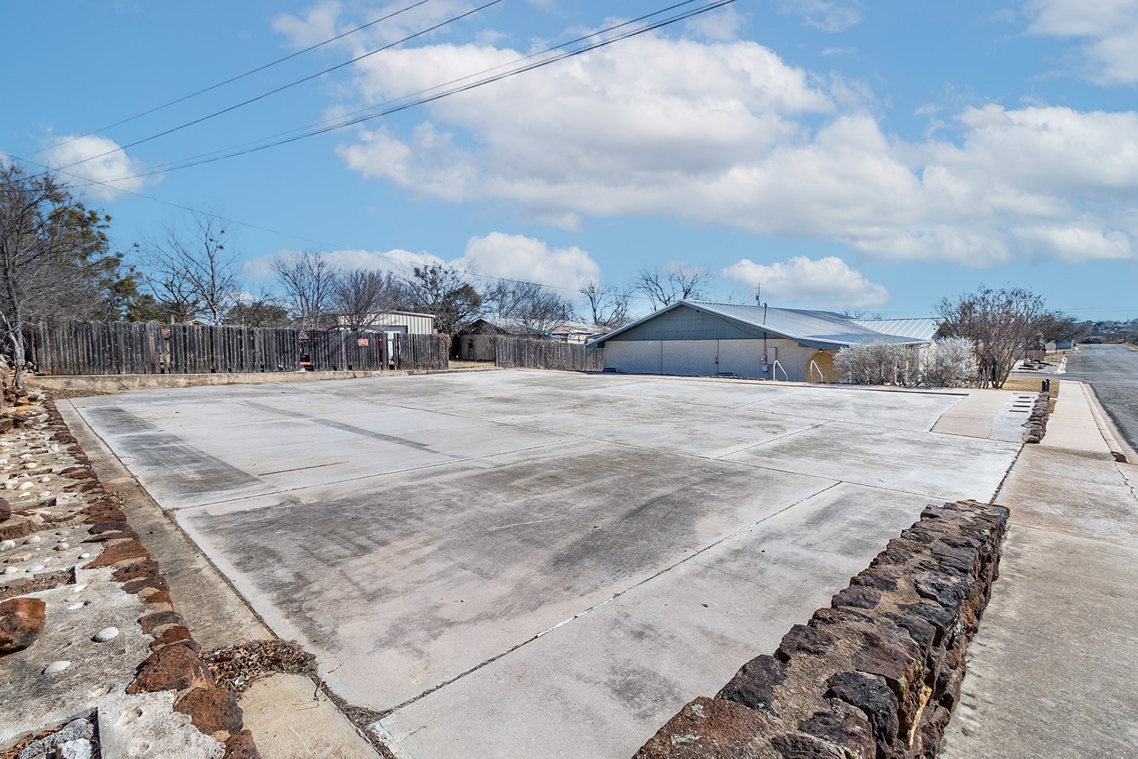 305 W Dallas Street Llano TX 78643