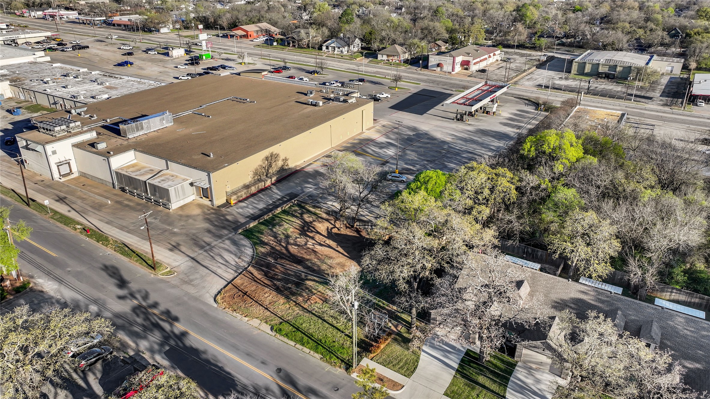 514 W Oak Street Weatherford TX 76086
