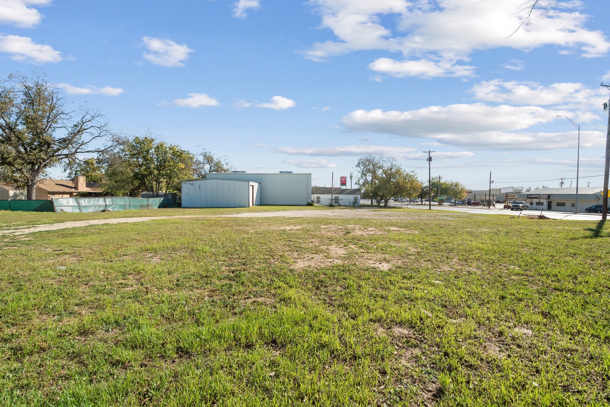 503 Central Comanche TX 76442