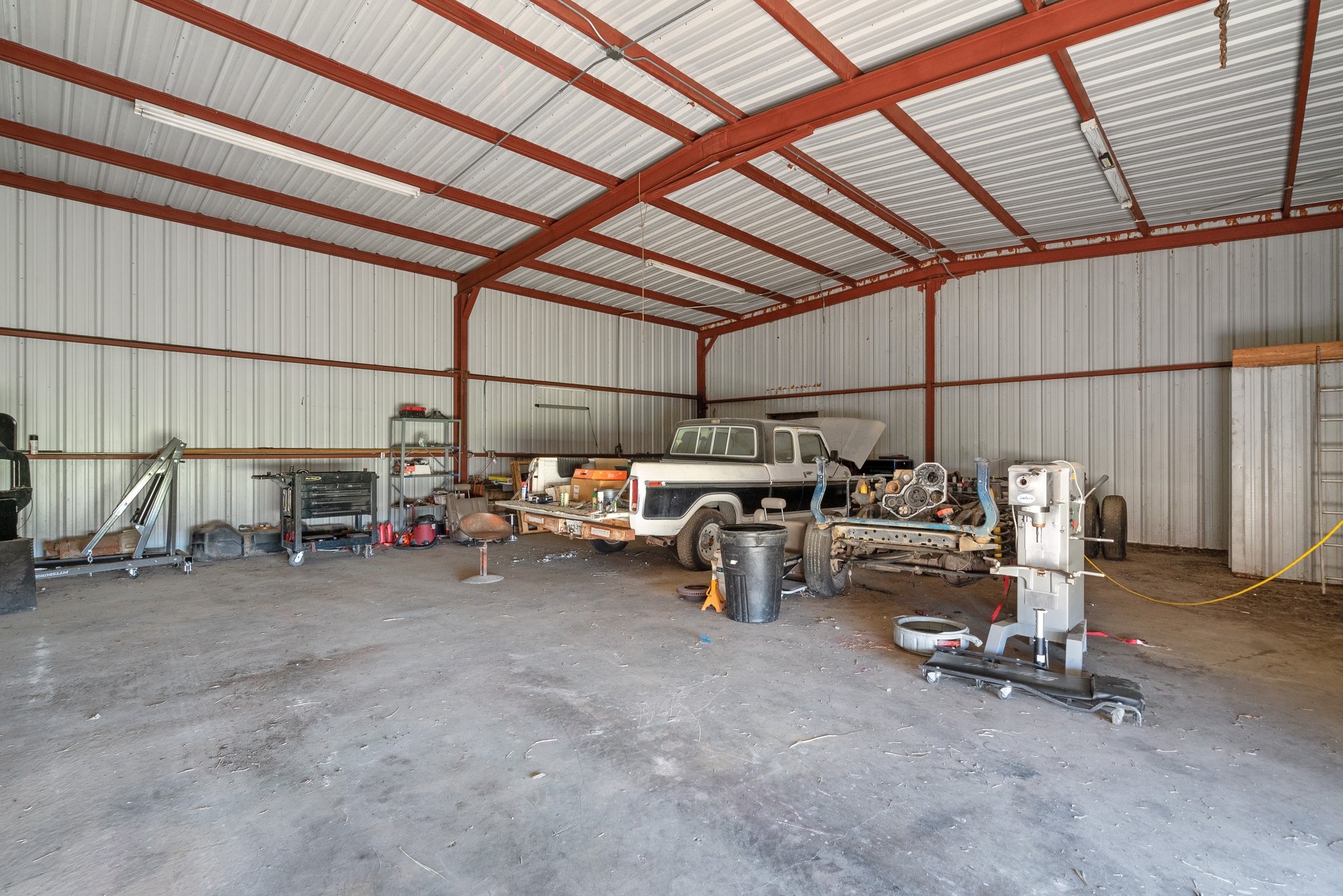 503 Central Comanche TX 76442