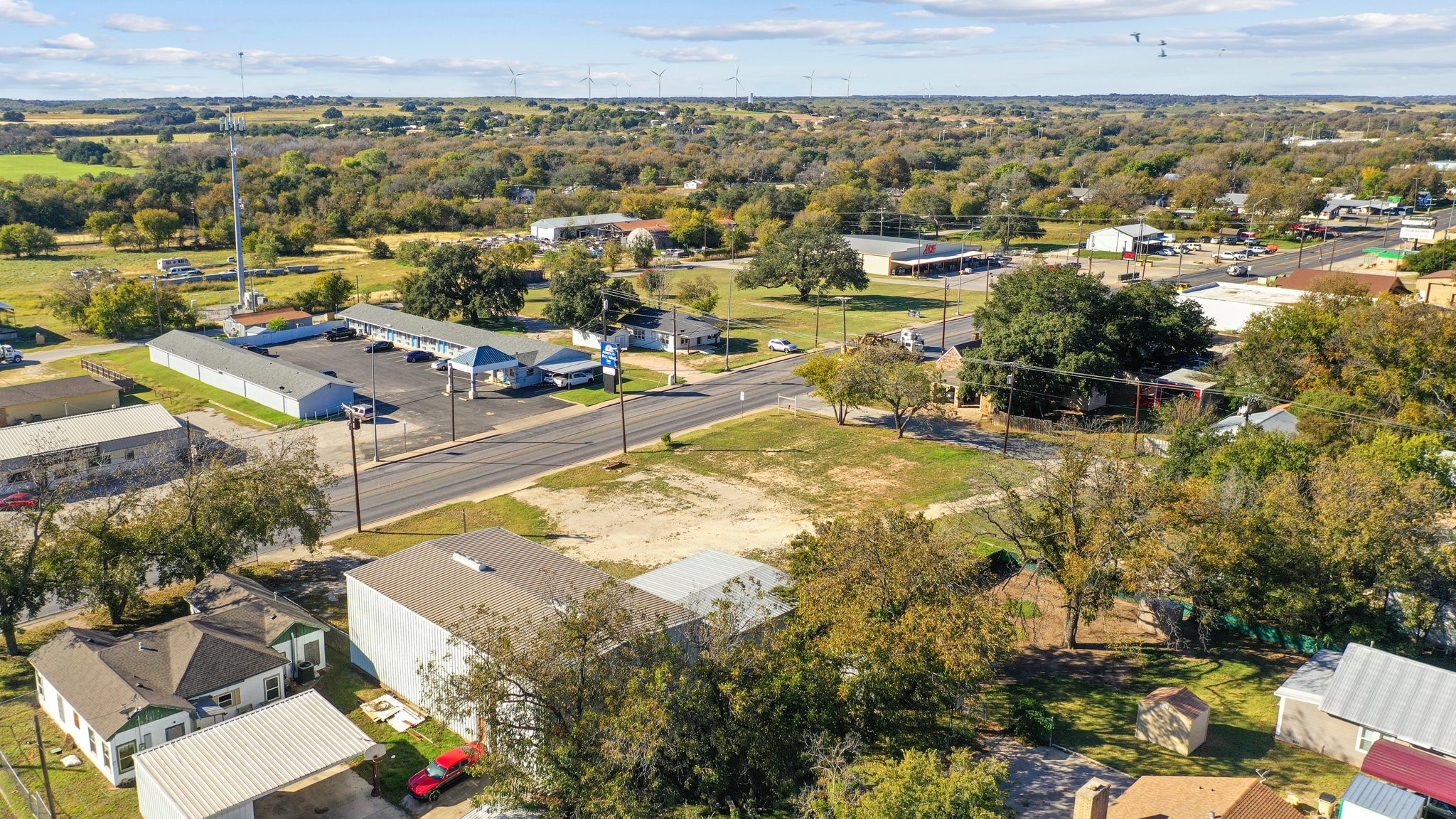 503 Central Comanche TX 76442