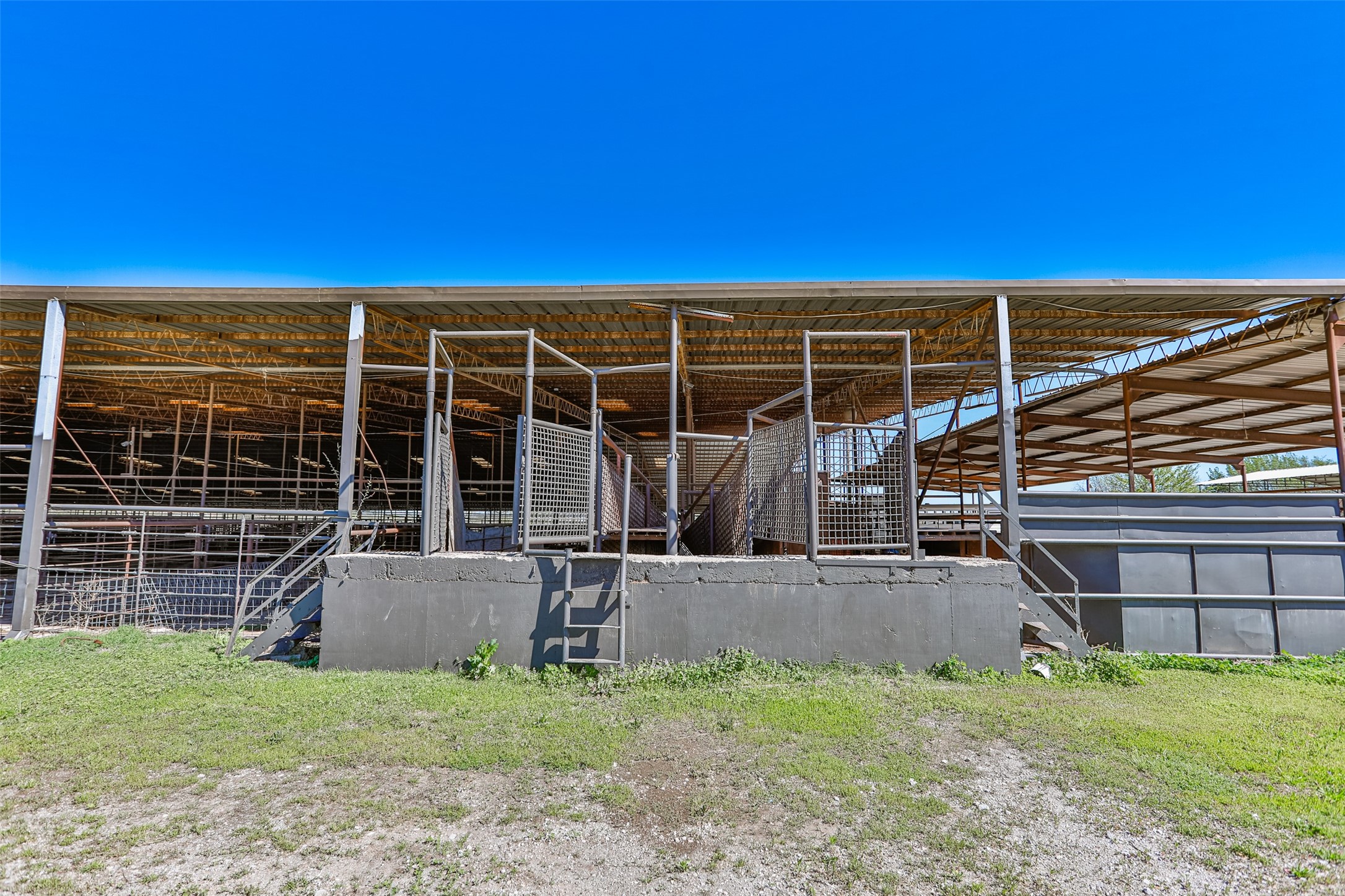 283 Lodge Road Overbrook OK 73453