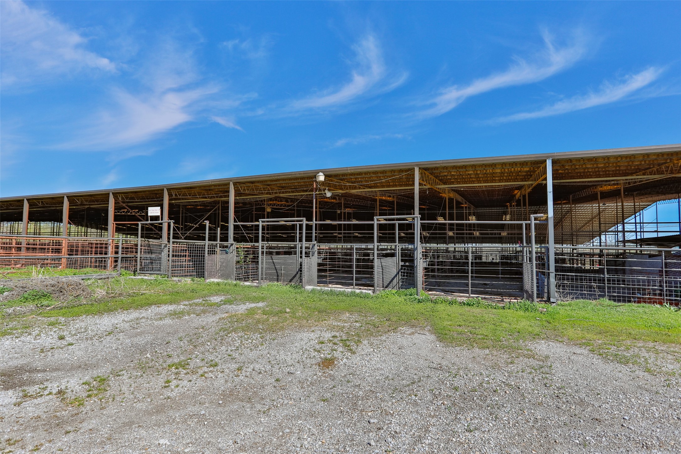 283 Lodge Road Overbrook OK 73453