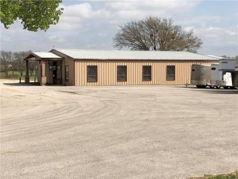 1019 & 1000 Spring Hill Road Aubrey TX 76227