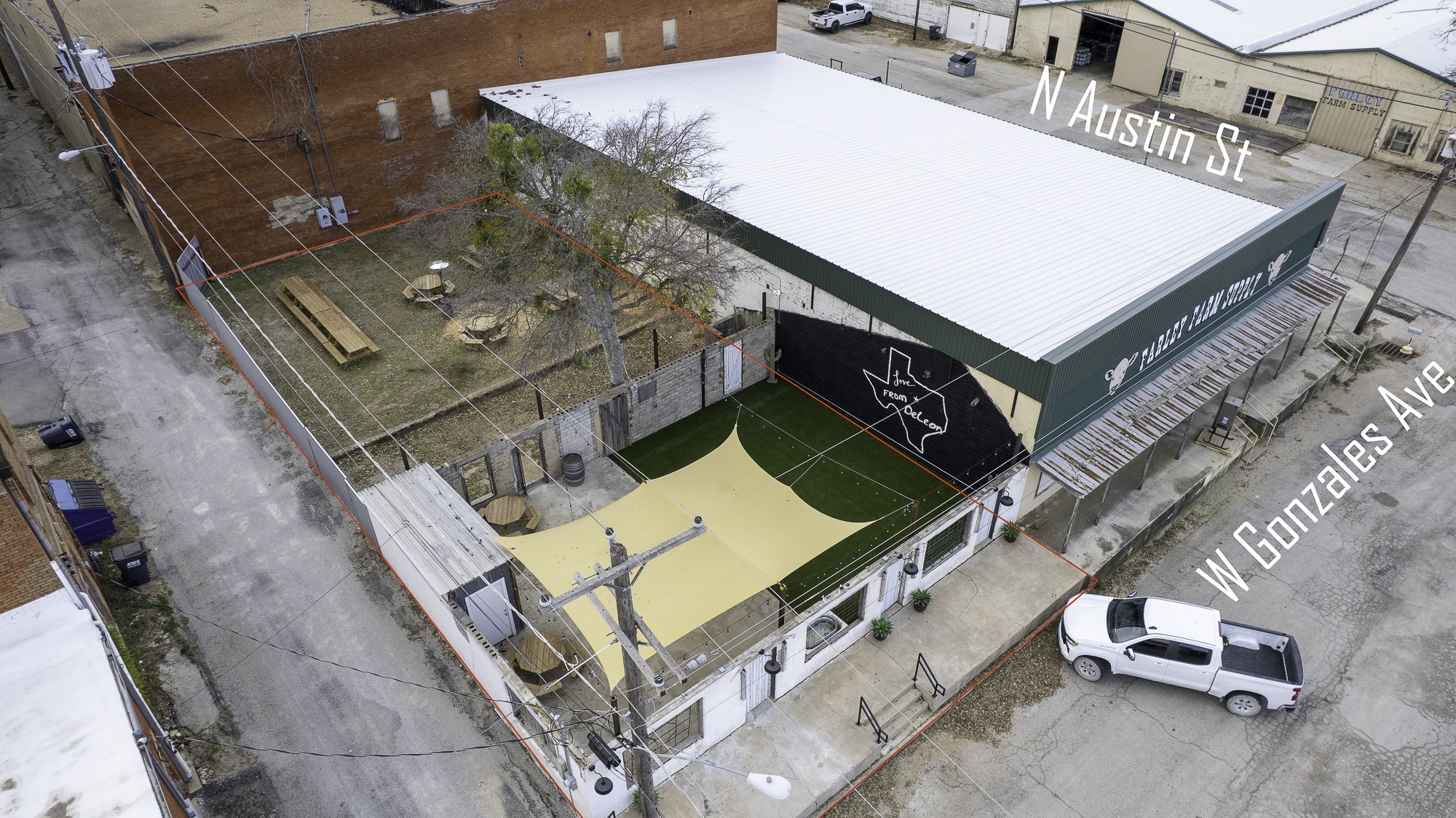 124 W Gonzales Avenue De Leon TX 76444