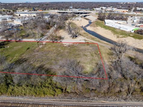 6020 Garden Street Haltom City TX 76117