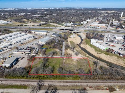 6020 Garden Street Haltom City TX 76117