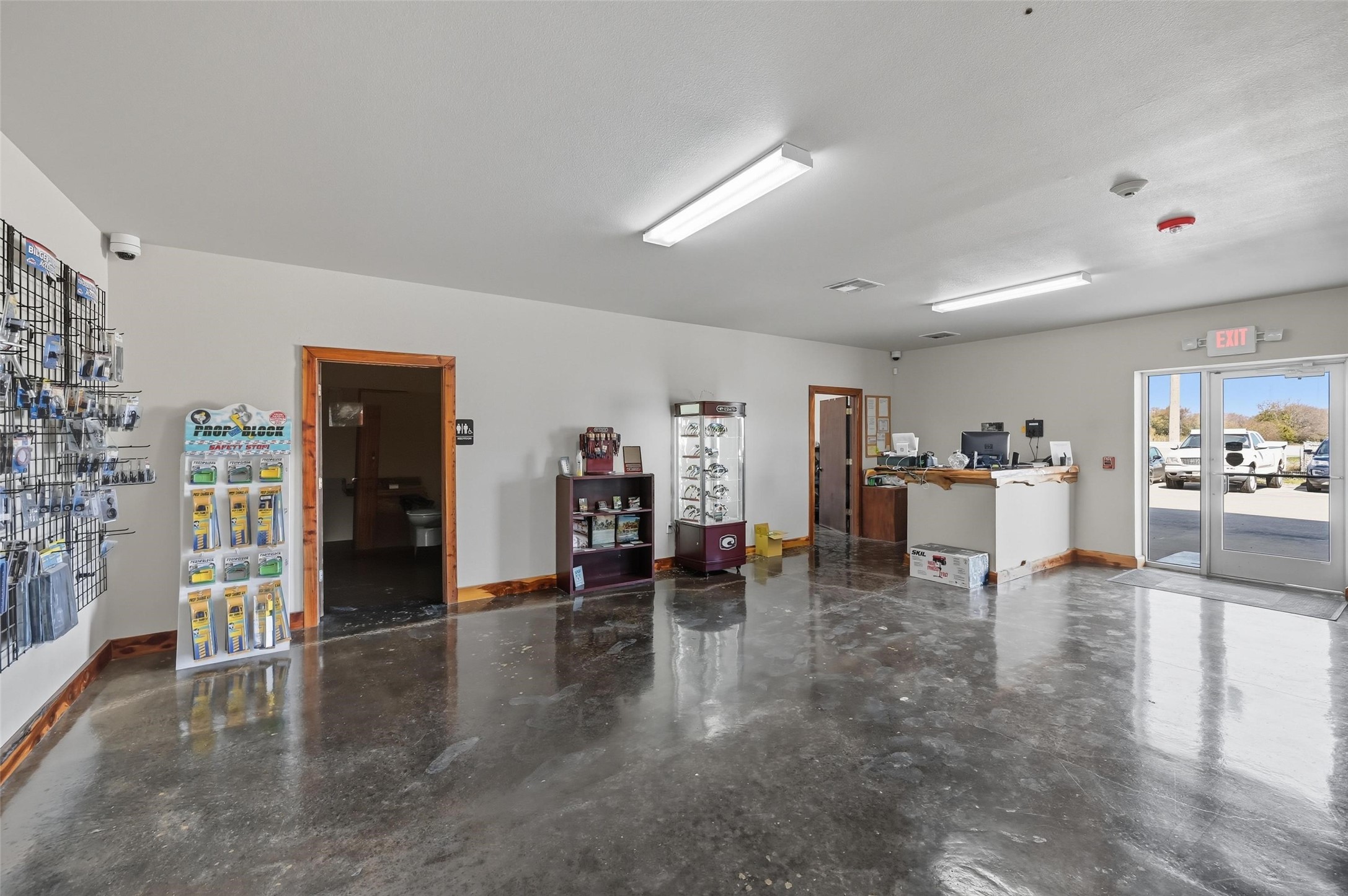 180 E Chapman Drive Sanger TX 76266