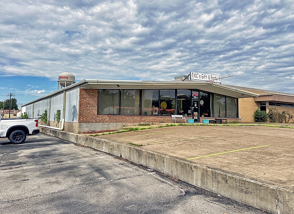 407 E Tyler Street Athens TX 75751