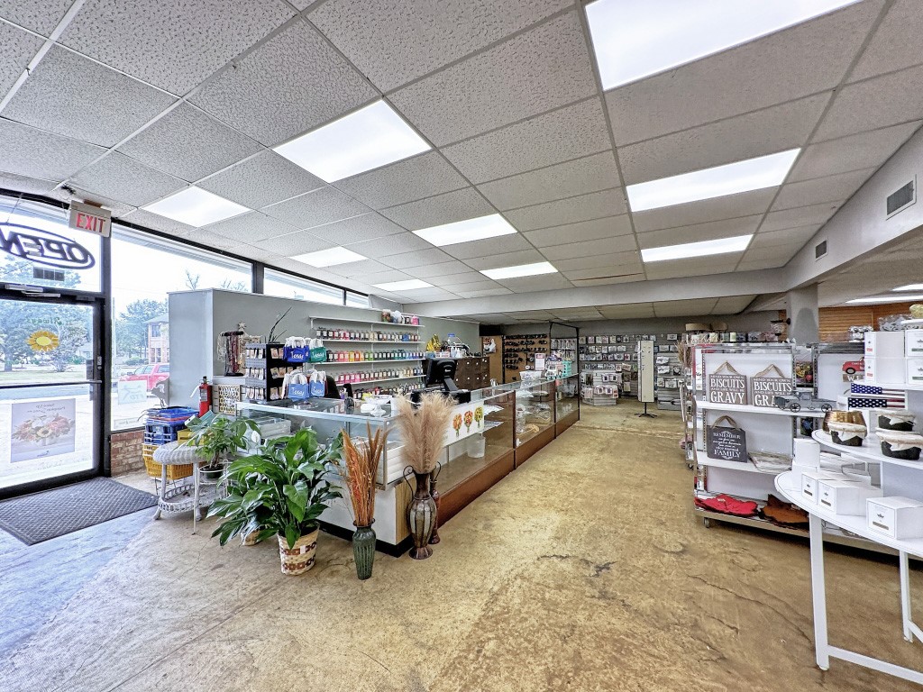 407 E Tyler Street Athens TX 75751