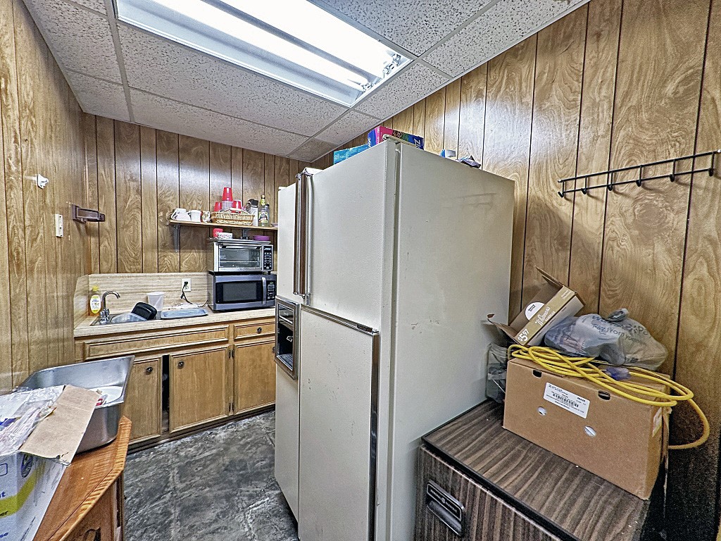 407 E Tyler Street Athens TX 75751