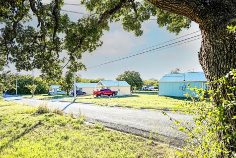 509 Ussery Street Bowie TX 76230