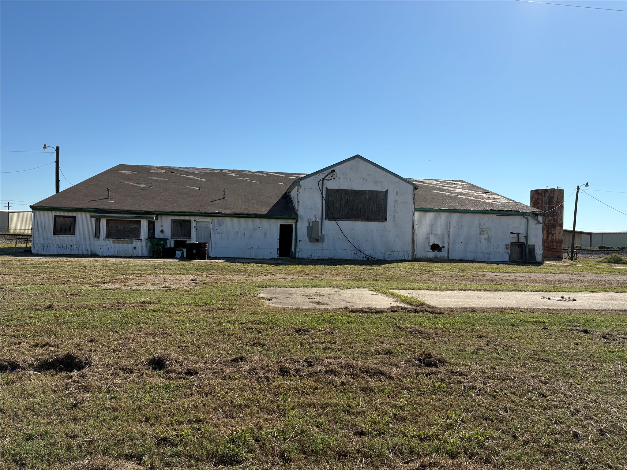 101 N 1st Street Sanger TX 76266