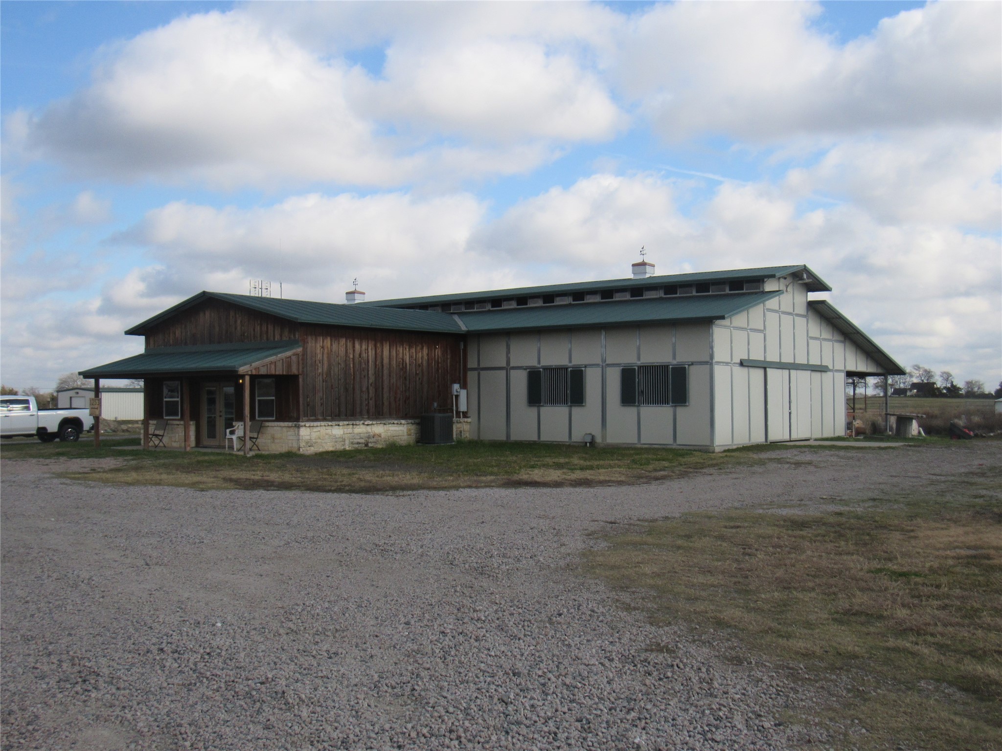 1253 N Hill Street N Van Alstyne TX 75495