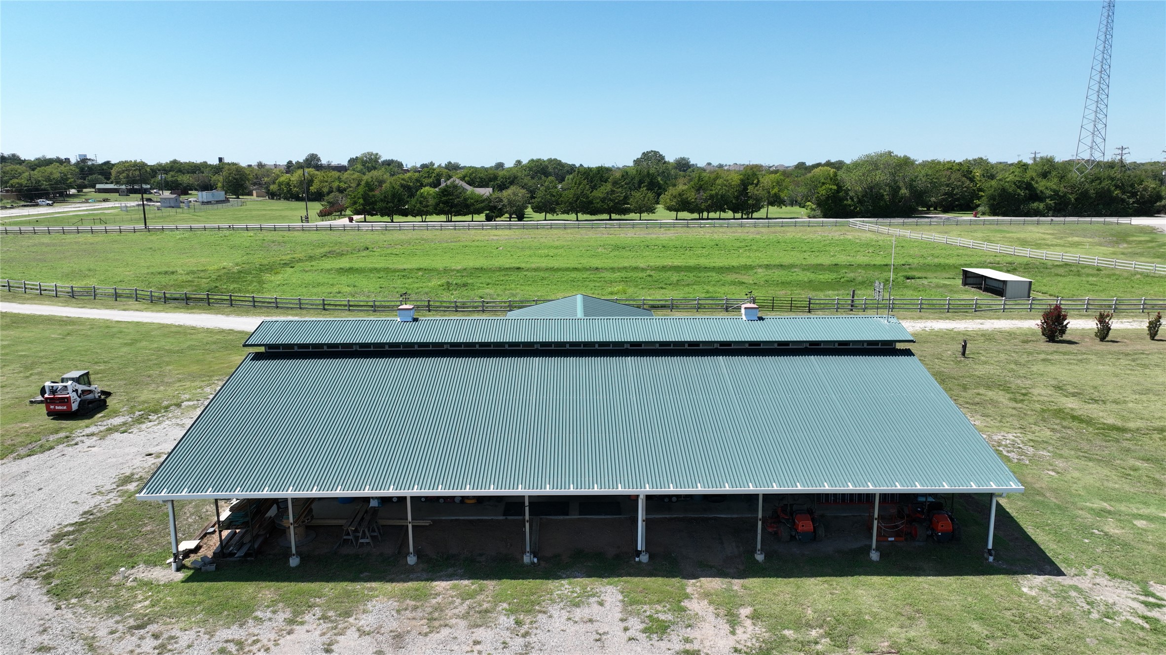 1253 N Hill Street N Van Alstyne TX 75495
