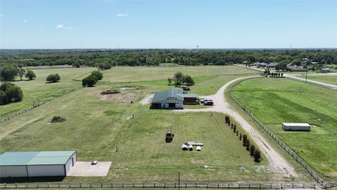 1253 N Hill Street N Van Alstyne TX 75495