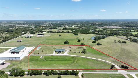 1253 N Hill Street N Van Alstyne TX 75495