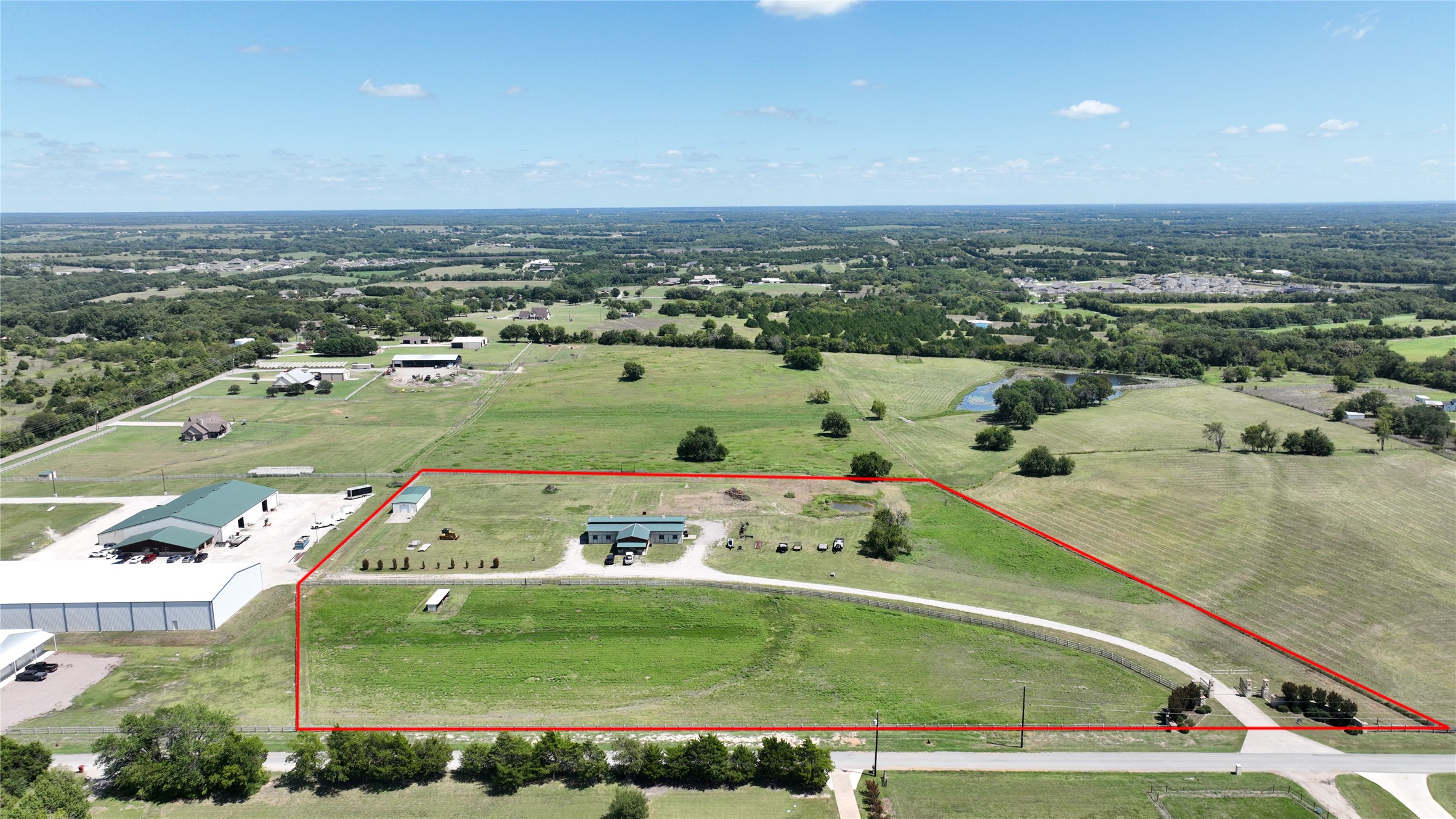 1253 N Hill Street N Van Alstyne TX 75495