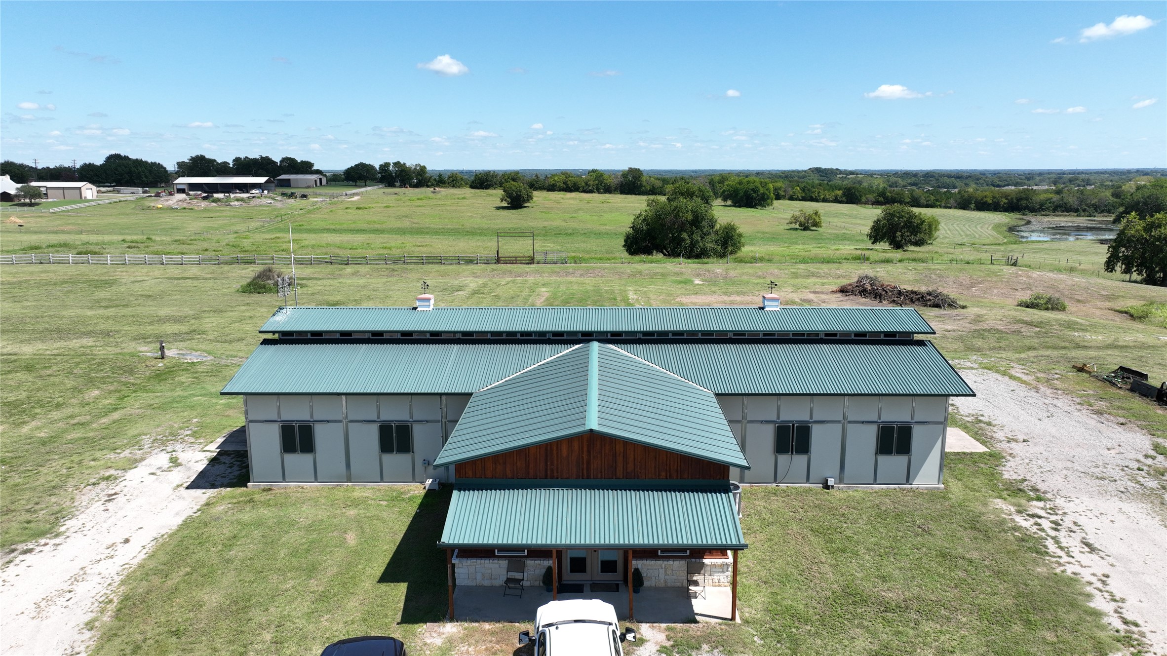 1253 N Hill Street N Van Alstyne TX 75495