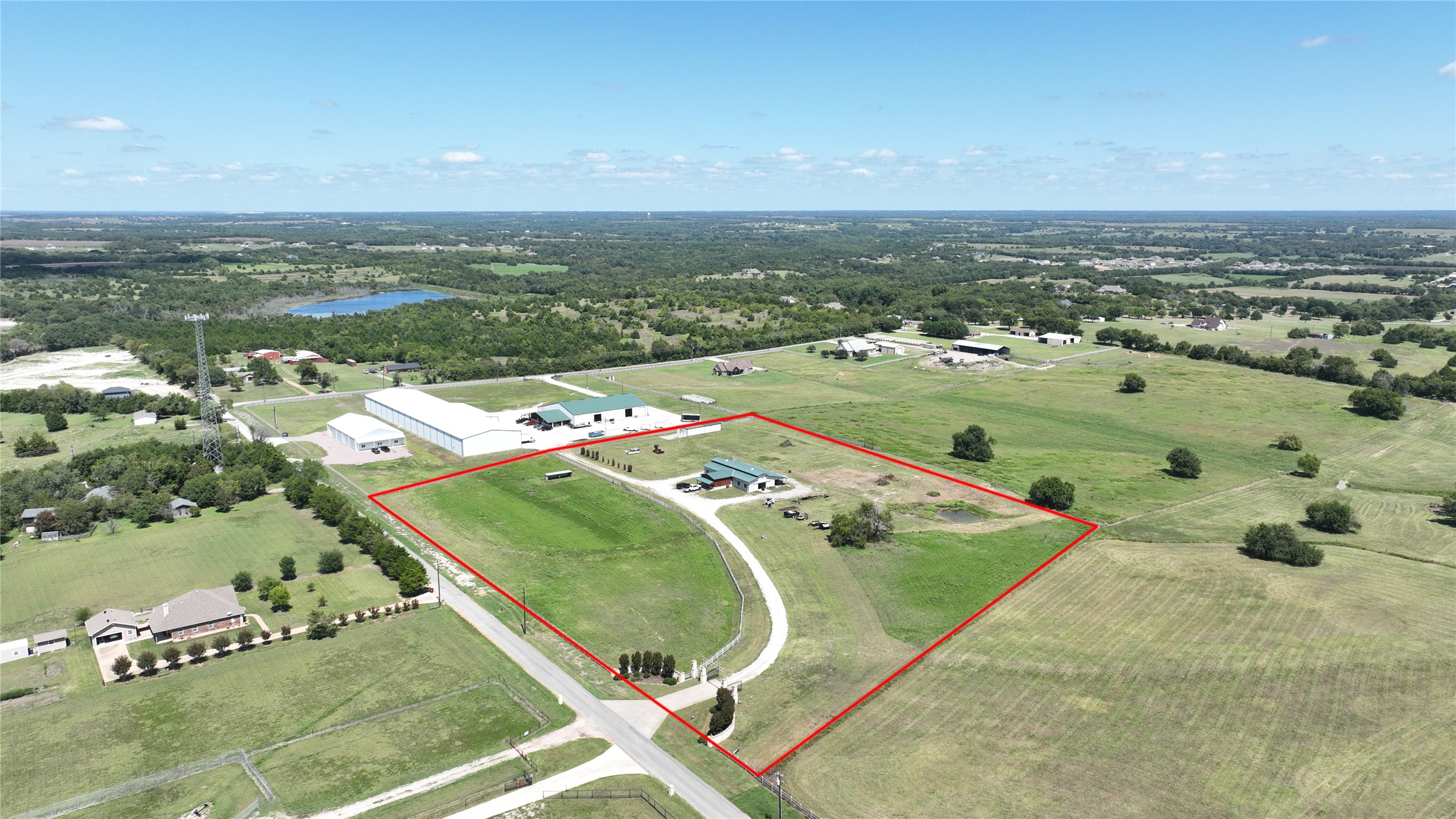 1253 N Hill Street N Van Alstyne TX 75495