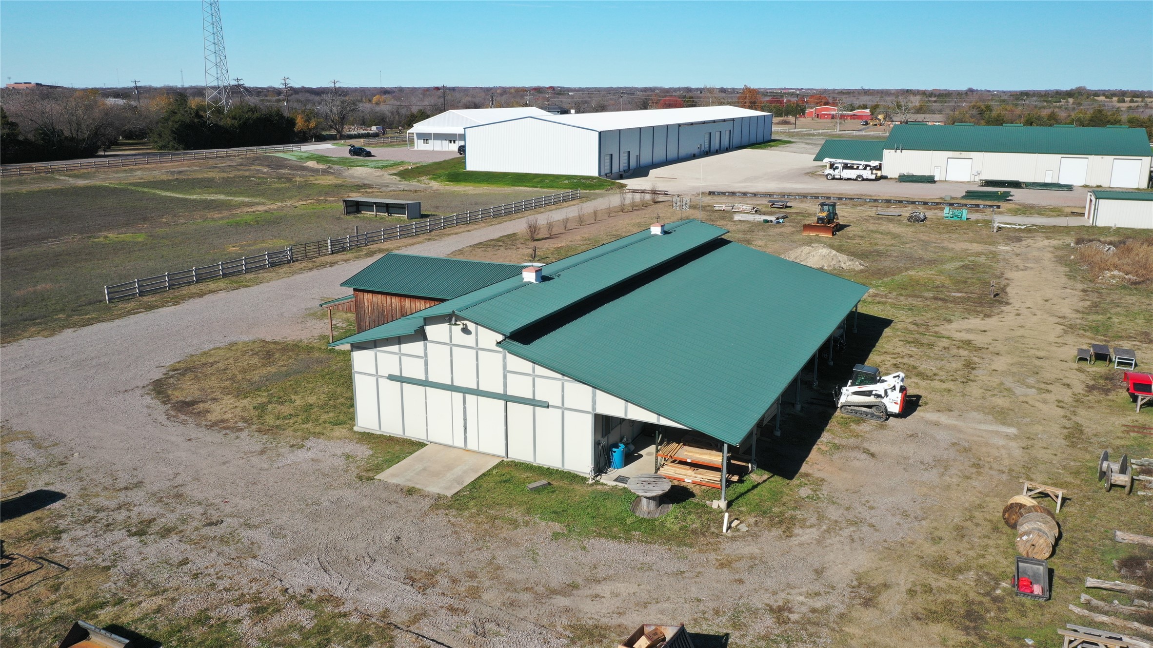 1253 N Hill Street N Van Alstyne TX 75495