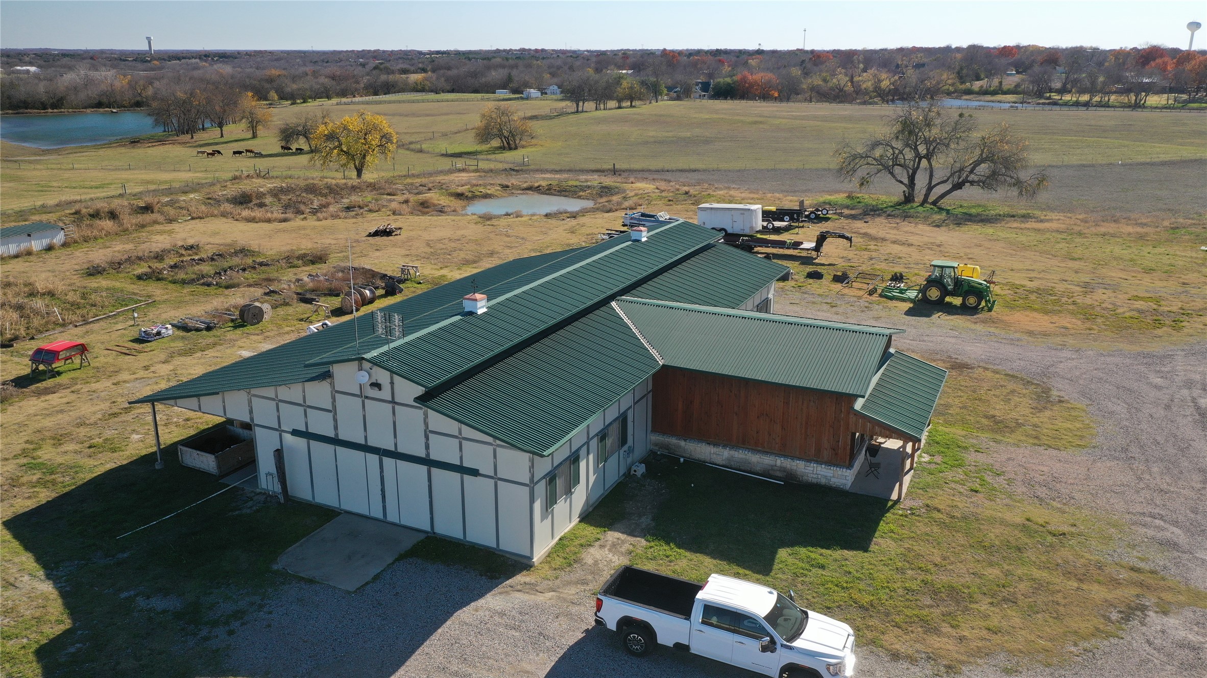 1253 N Hill Street N Van Alstyne TX 75495