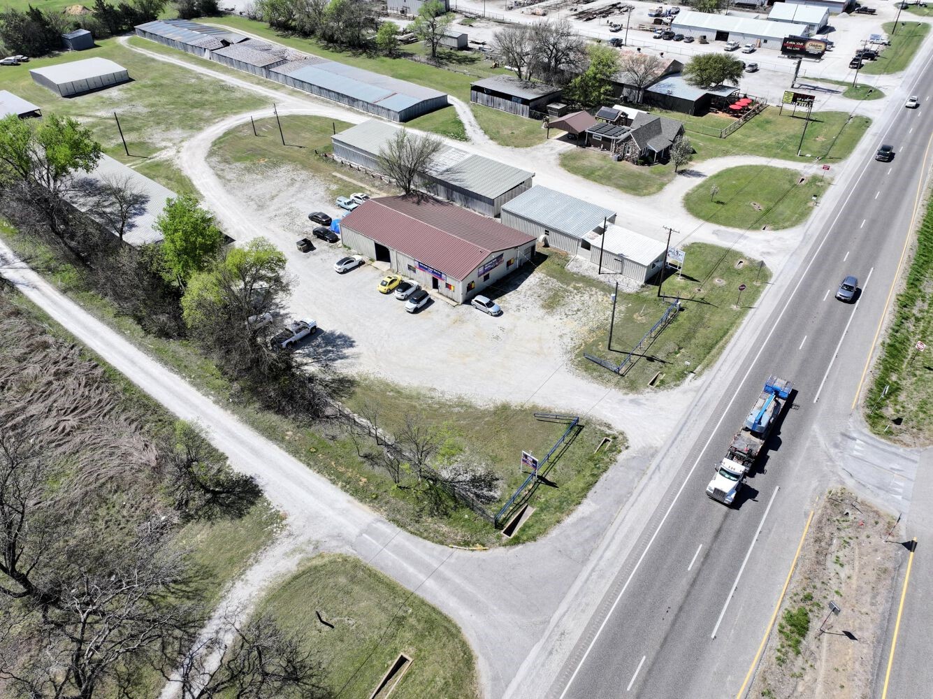 3902 Highway 82 Gainesville TX 76240