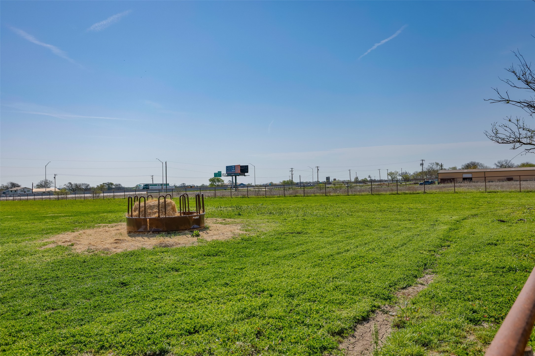 3511 S Interstate 35 Gainesville TX 76240
