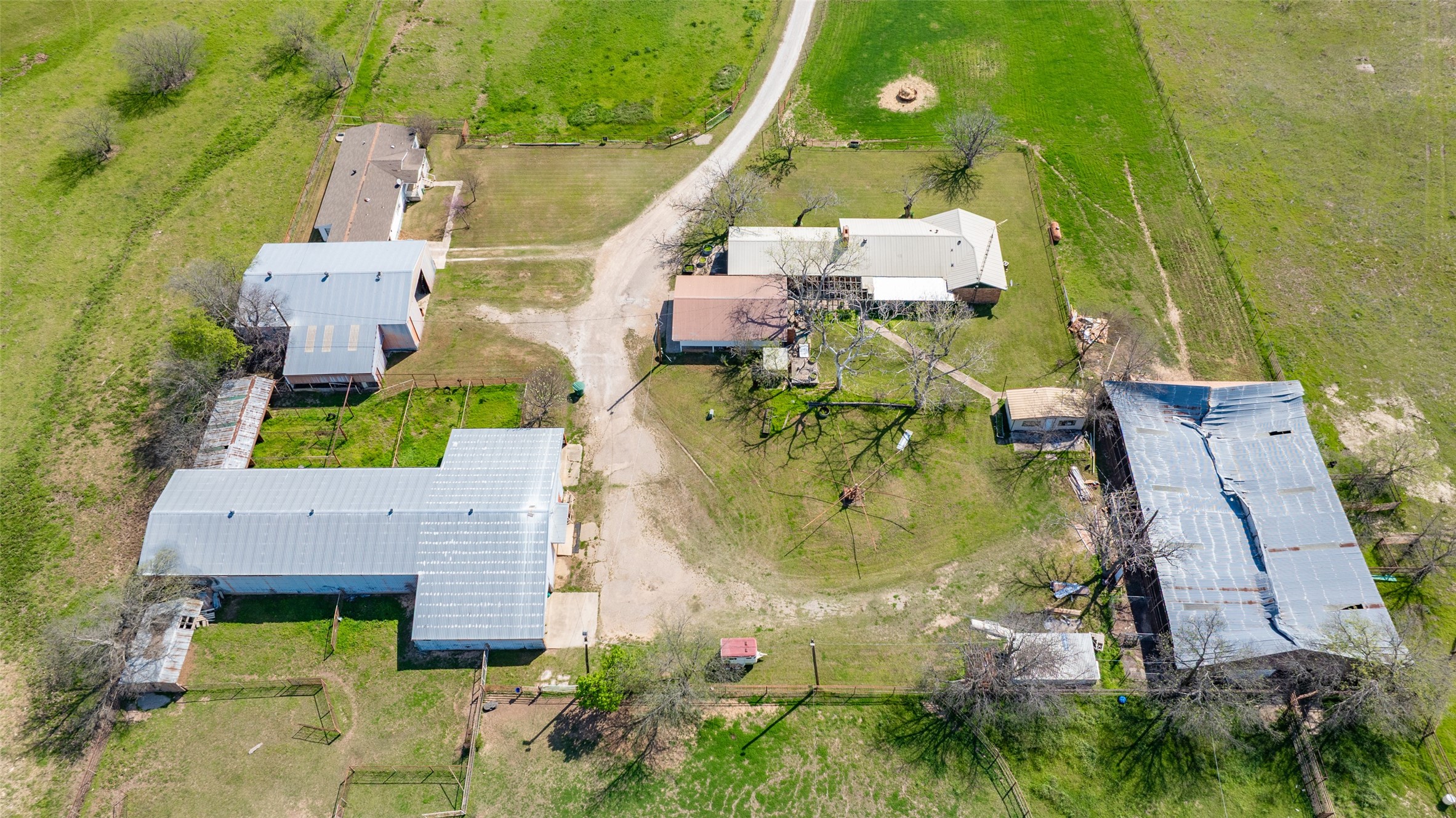 3511 S Interstate 35 Gainesville TX 76240
