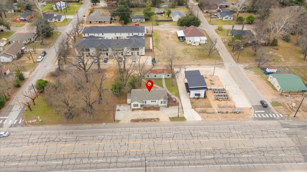 304 N Main Highway Lindale TX 75771