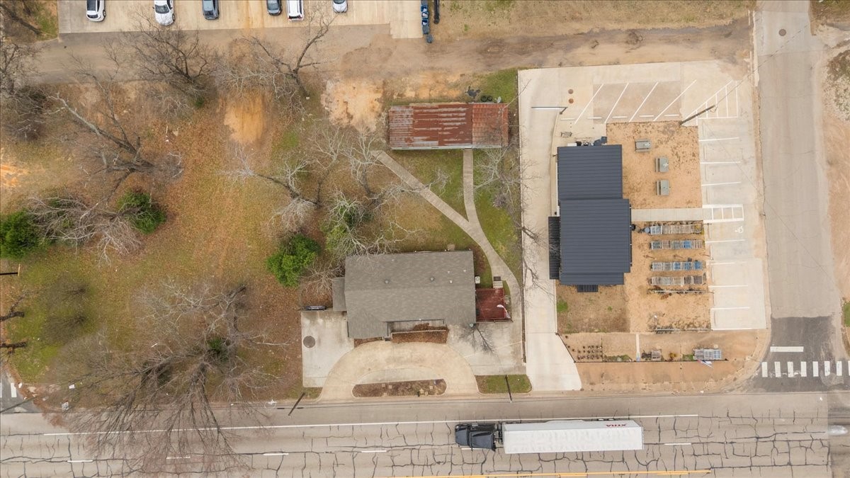 304 N Main Highway Lindale TX 75771