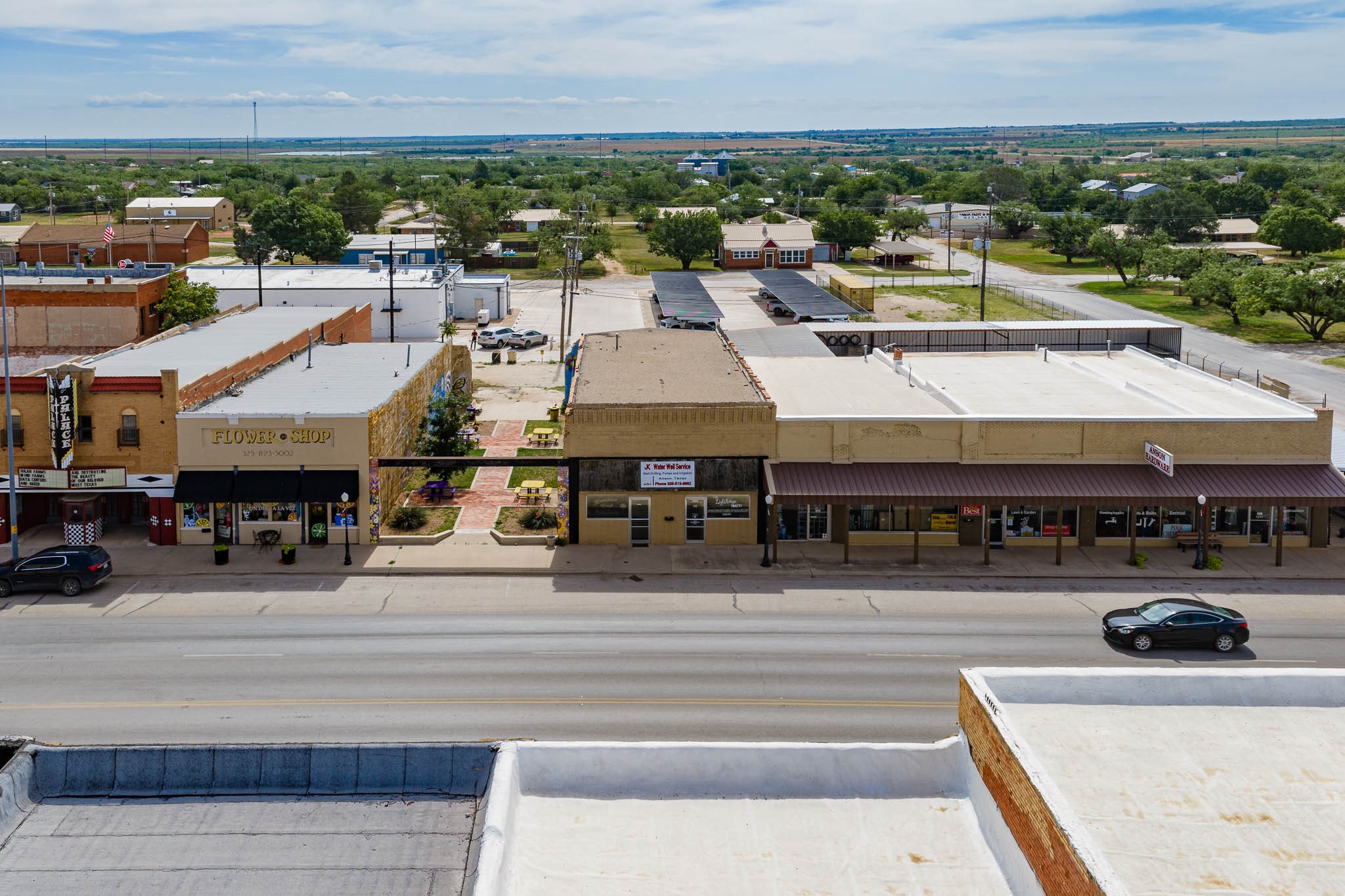 1231 Commercial Avenue Anson TX 79501