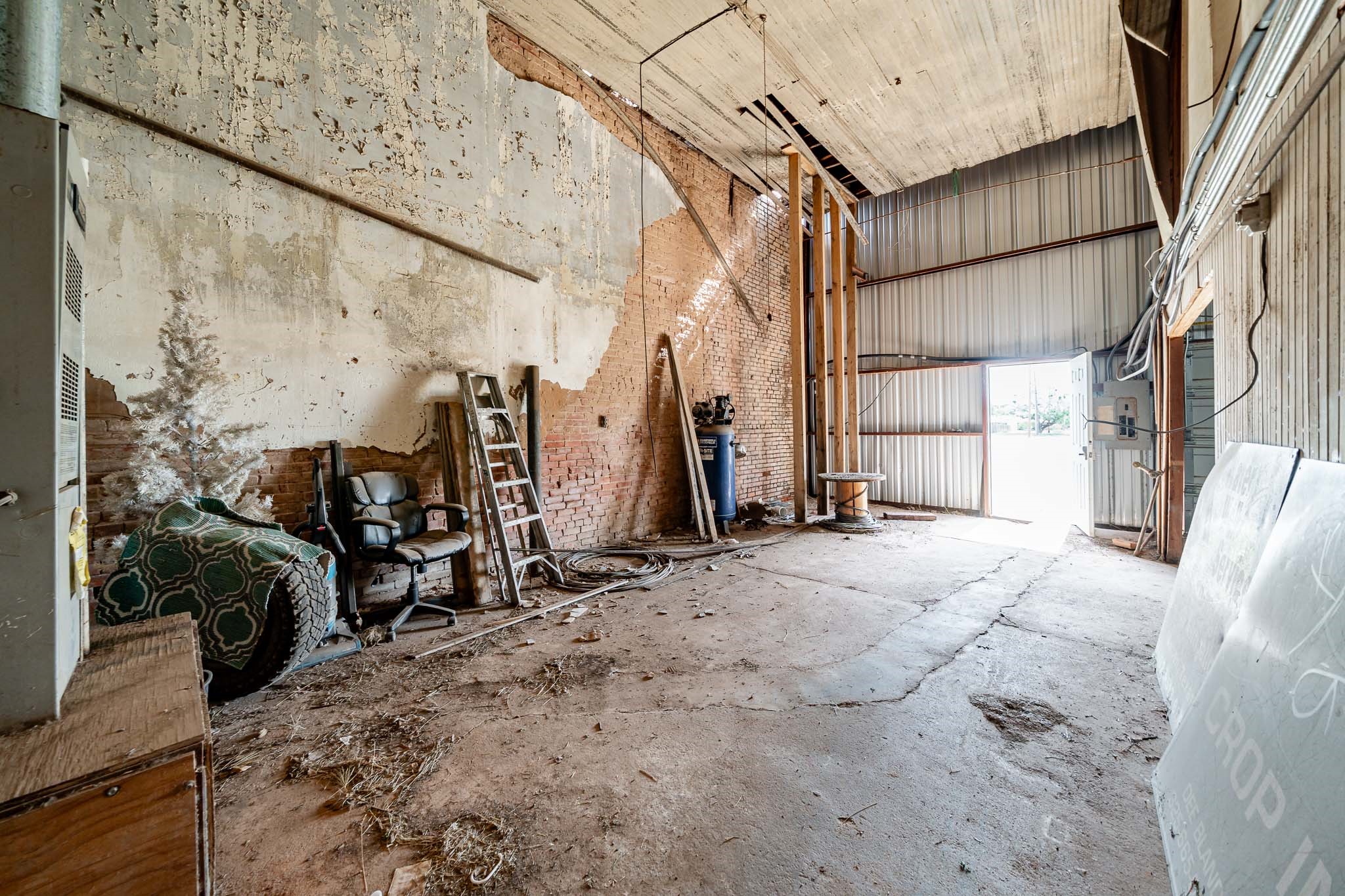 1231 Commercial Avenue Anson TX 79501