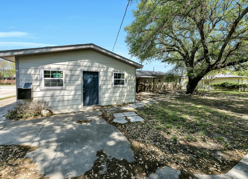 7294 Glenview Drive Richland Hills TX 76180