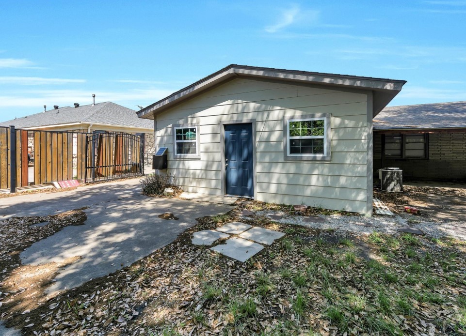 7294 Glenview Drive Richland Hills TX 76180