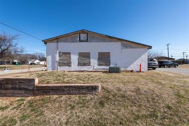 315 N Bridge Henrietta TX 76365