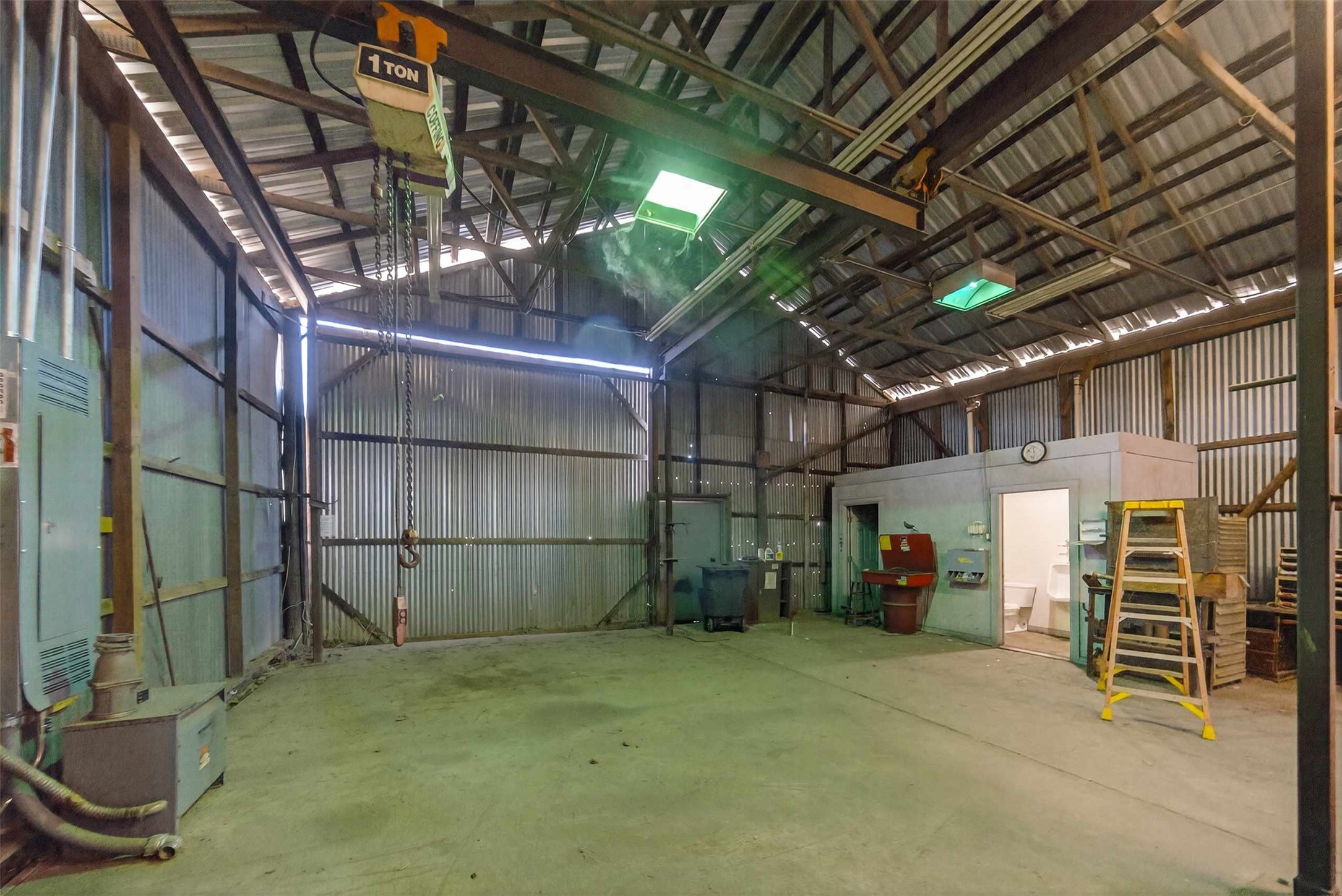 927 N Palestine Street Athens TX 75751