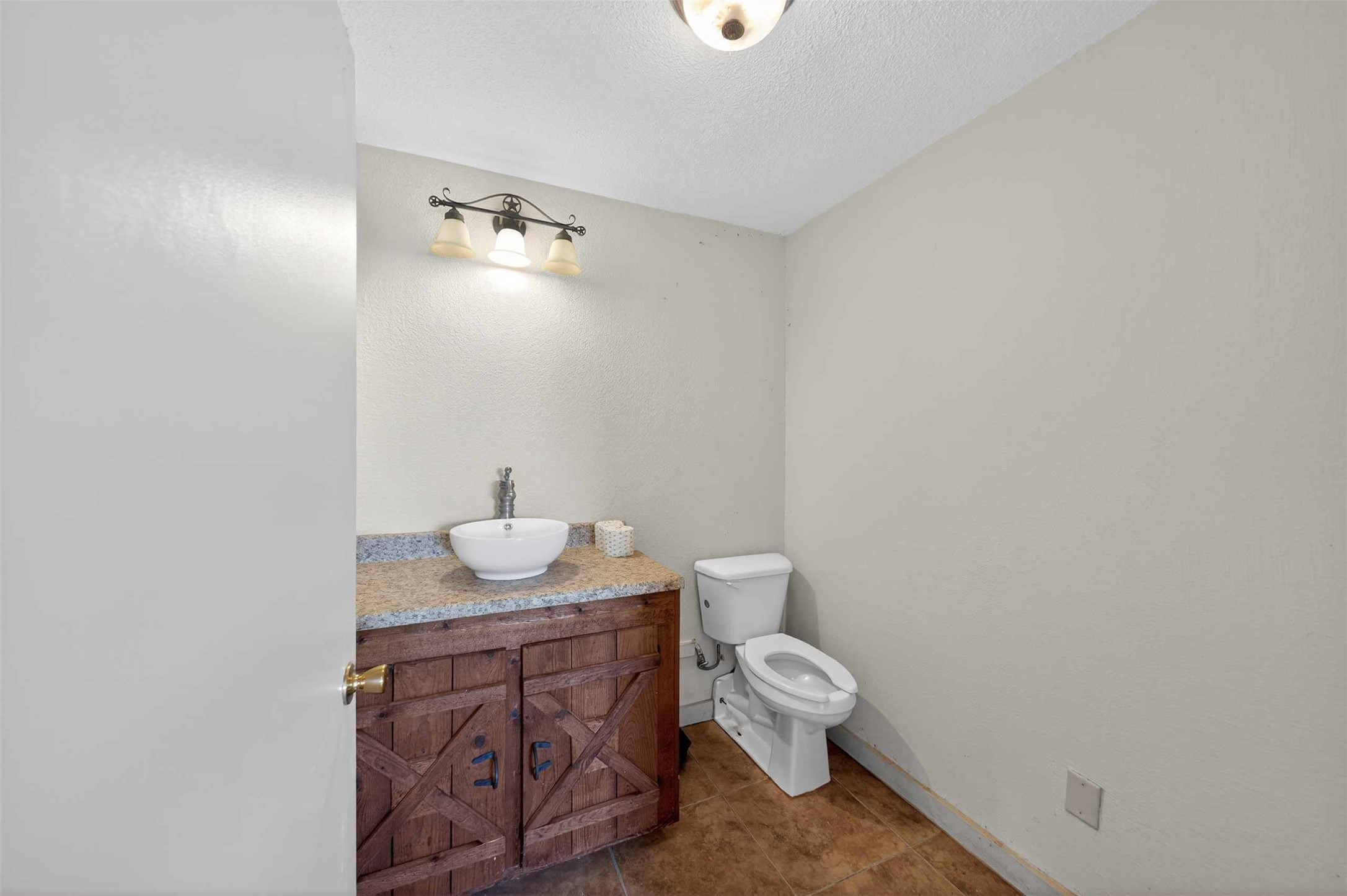 927 N Palestine Street Athens TX 75751