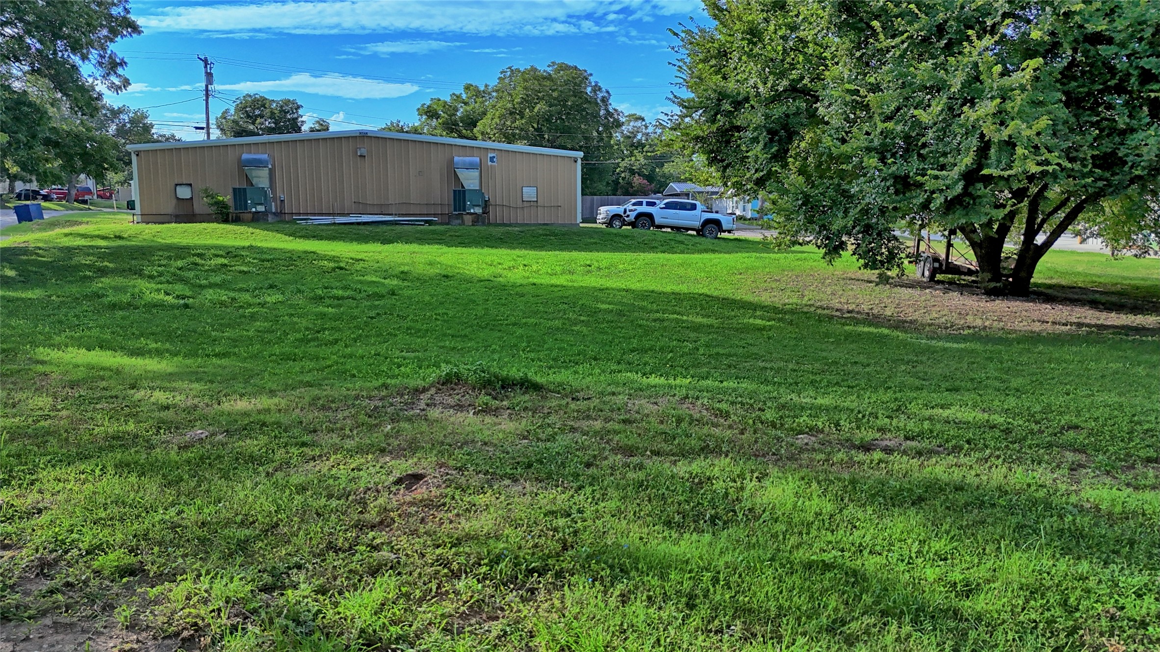 206 N Matthews Street Bowie TX 76230