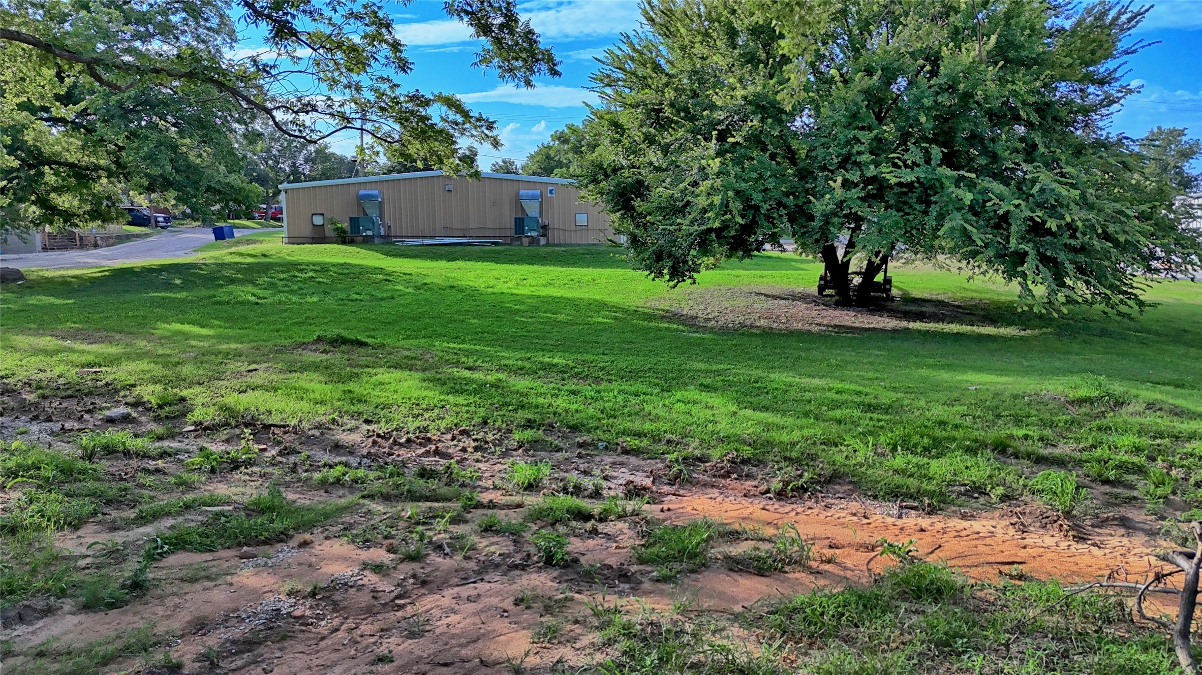 206 N Matthews Street Bowie TX 76230