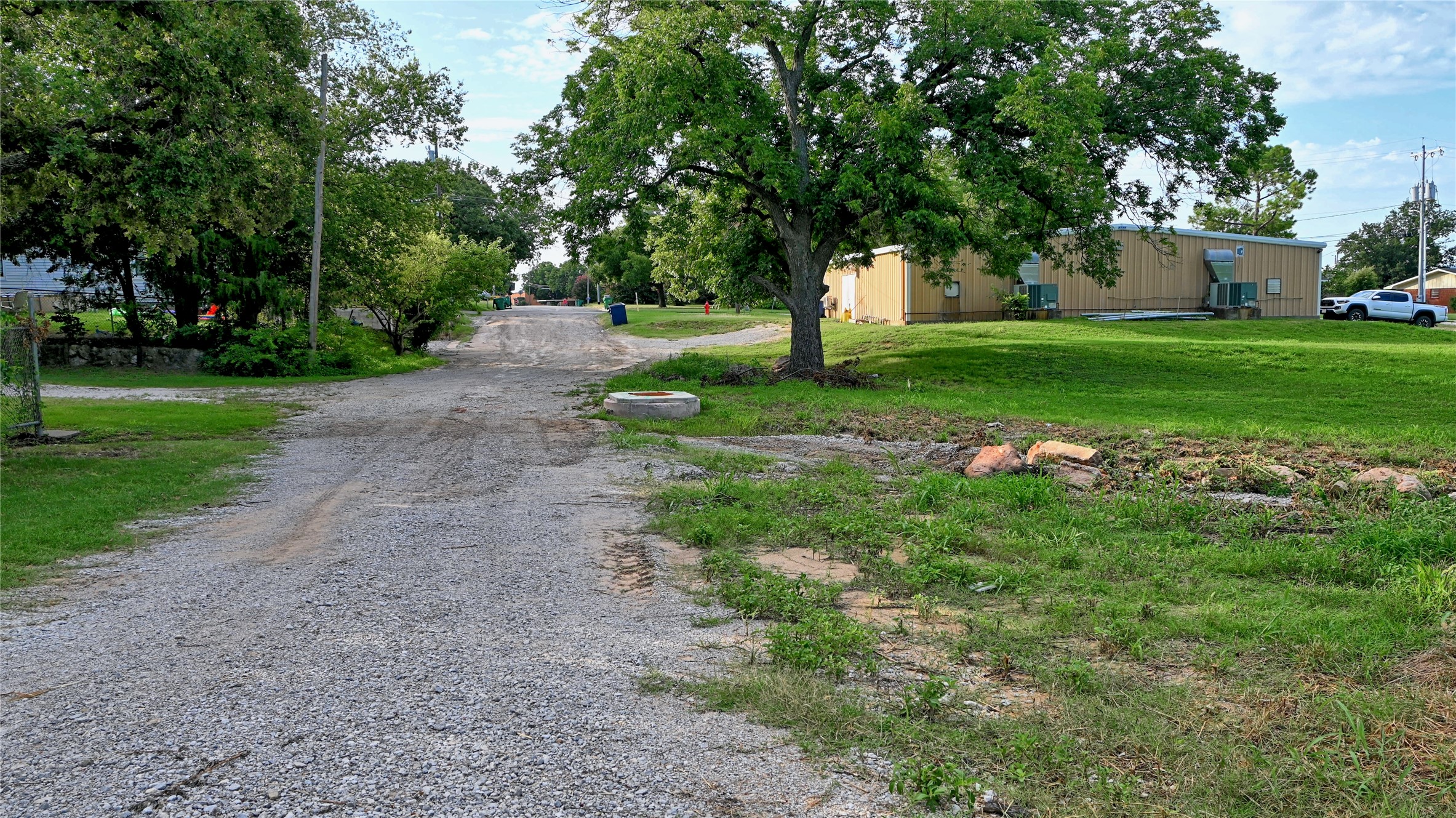 206 N Matthews Street Bowie TX 76230
