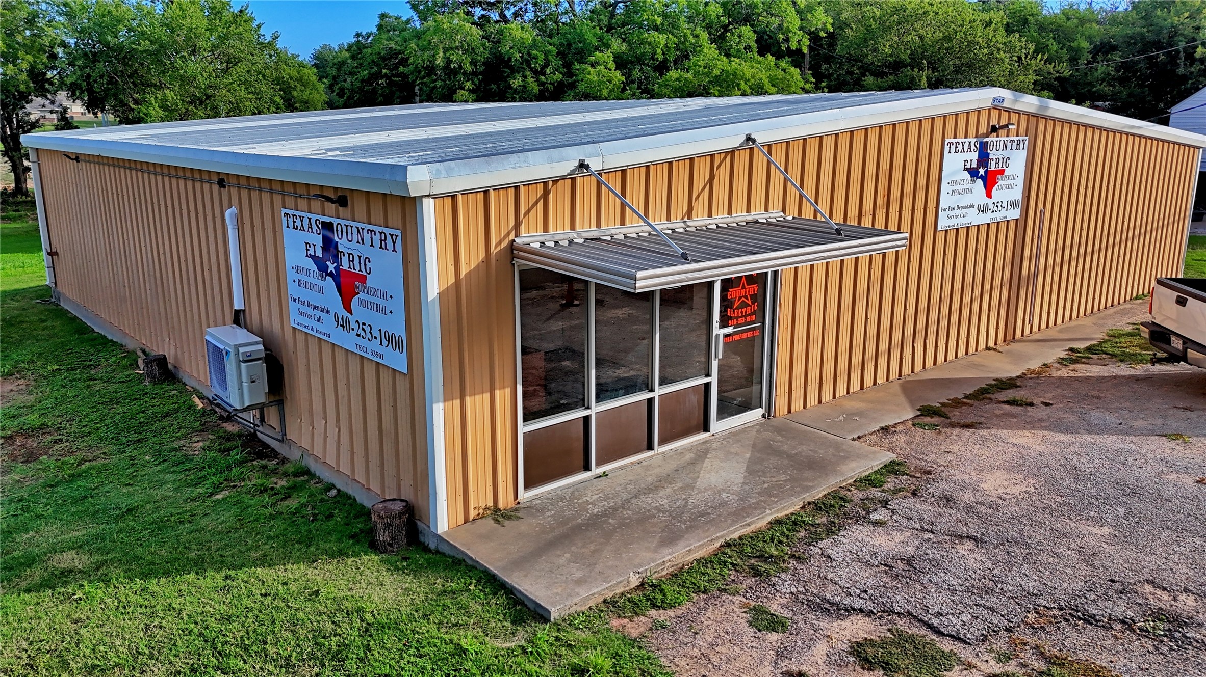 206 N Matthews Street Bowie TX 76230