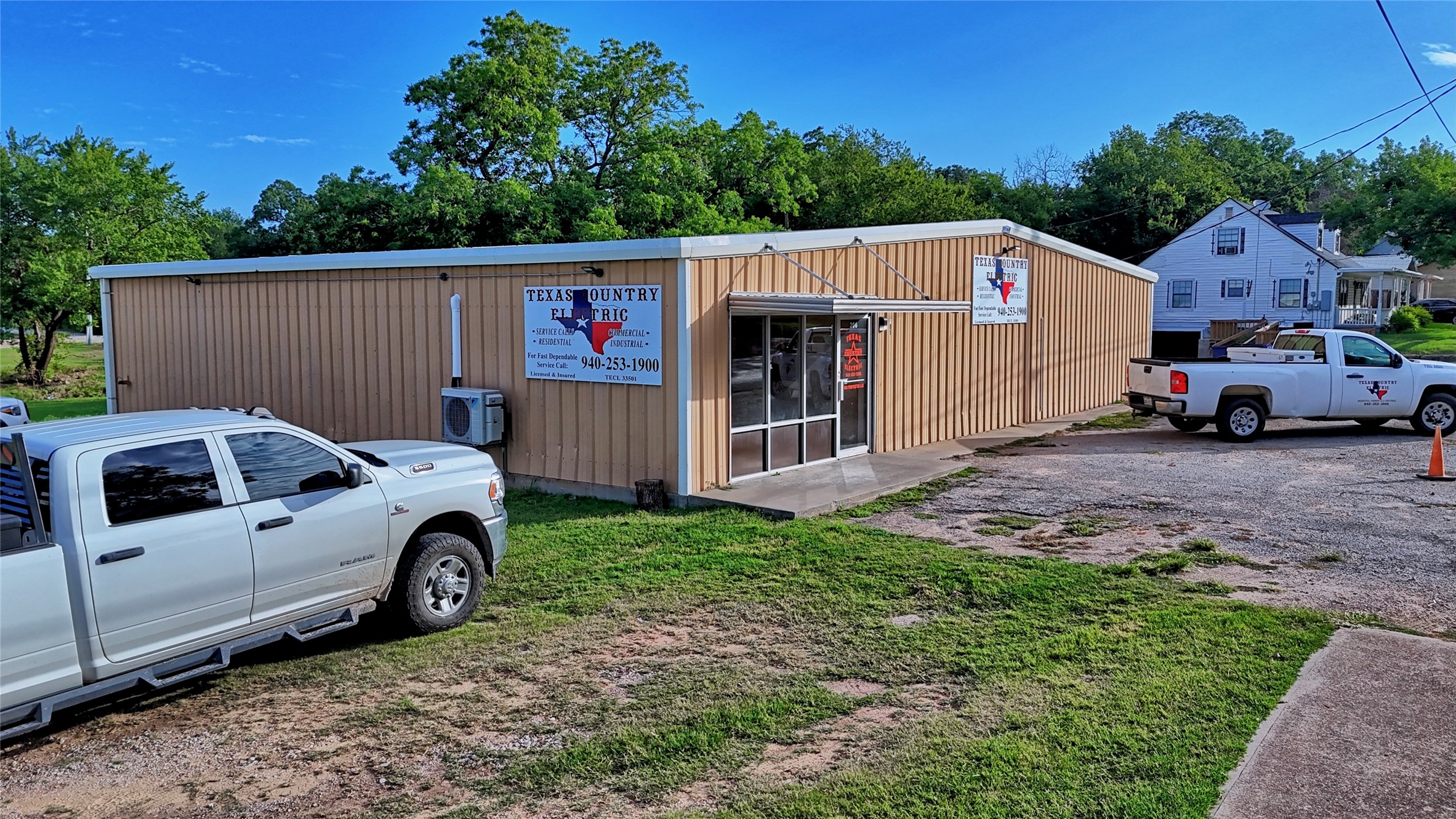 206 N Matthews Street Bowie TX 76230