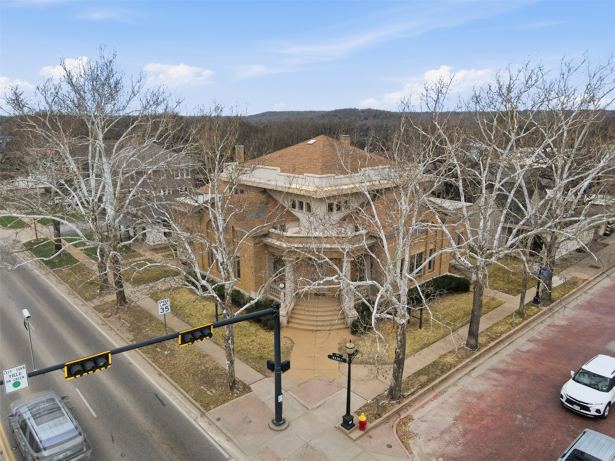 700 Elm Street Graham TX 76450