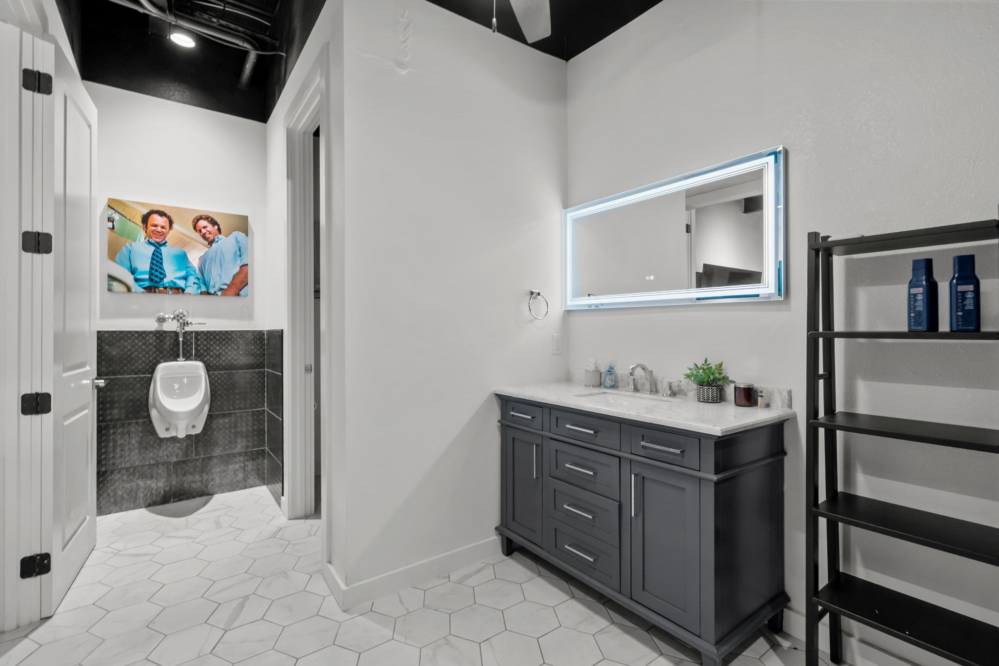 1400 N Las Vegas Trail White Settlement TX 76108