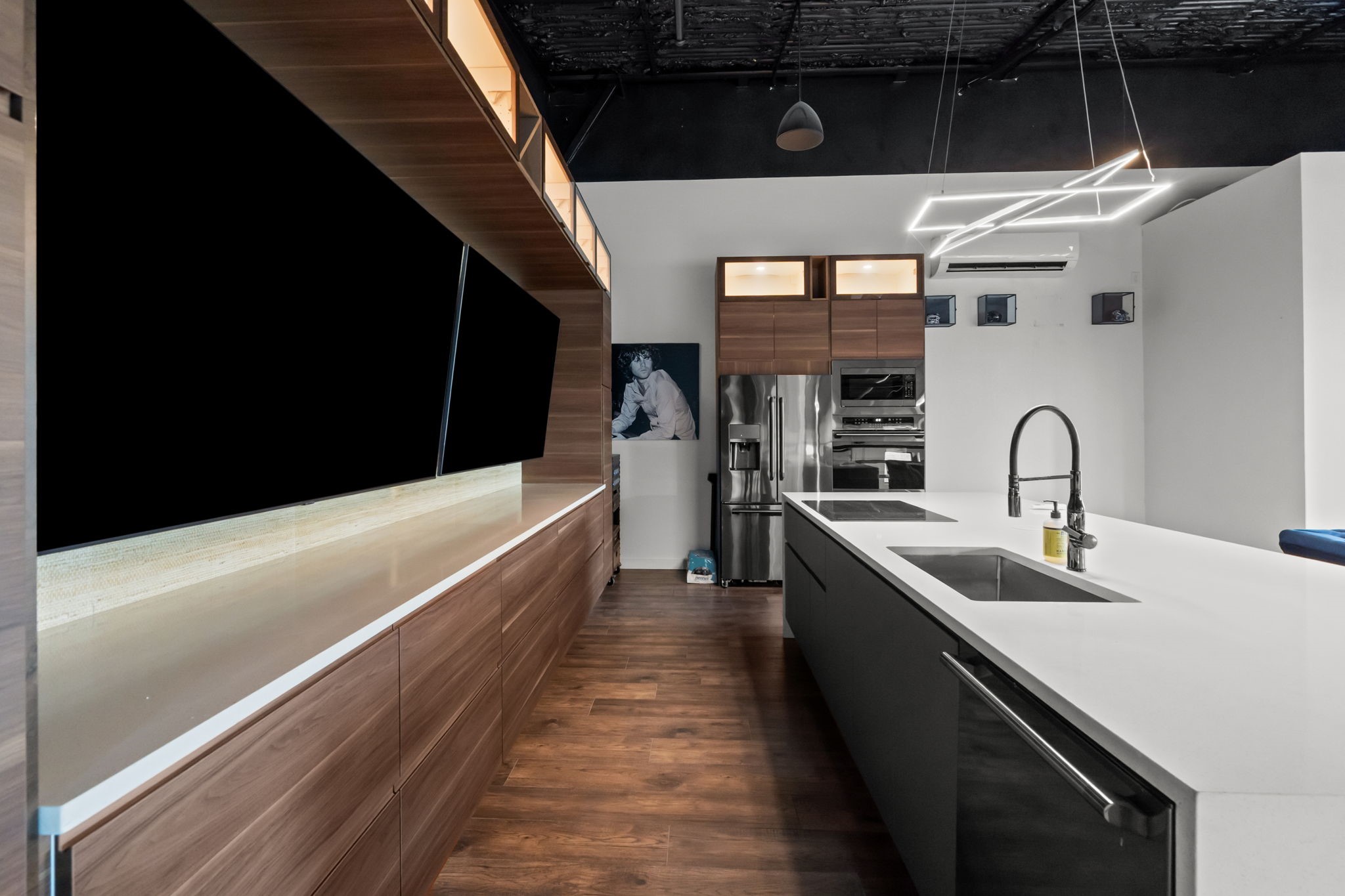 1400 N Las Vegas Trail White Settlement TX 76108